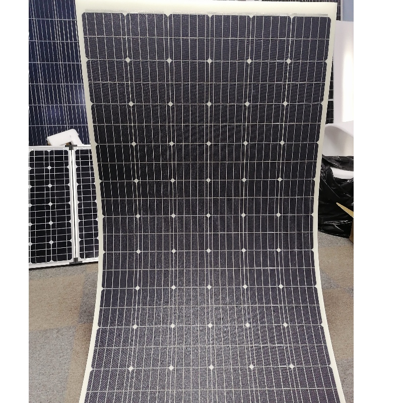 防水折りたたみ柔軟な太陽電池パネル100W 120W 150W 180W 200W 250W 300Wの薄膜の柔軟な屋根の太陽電池パネル